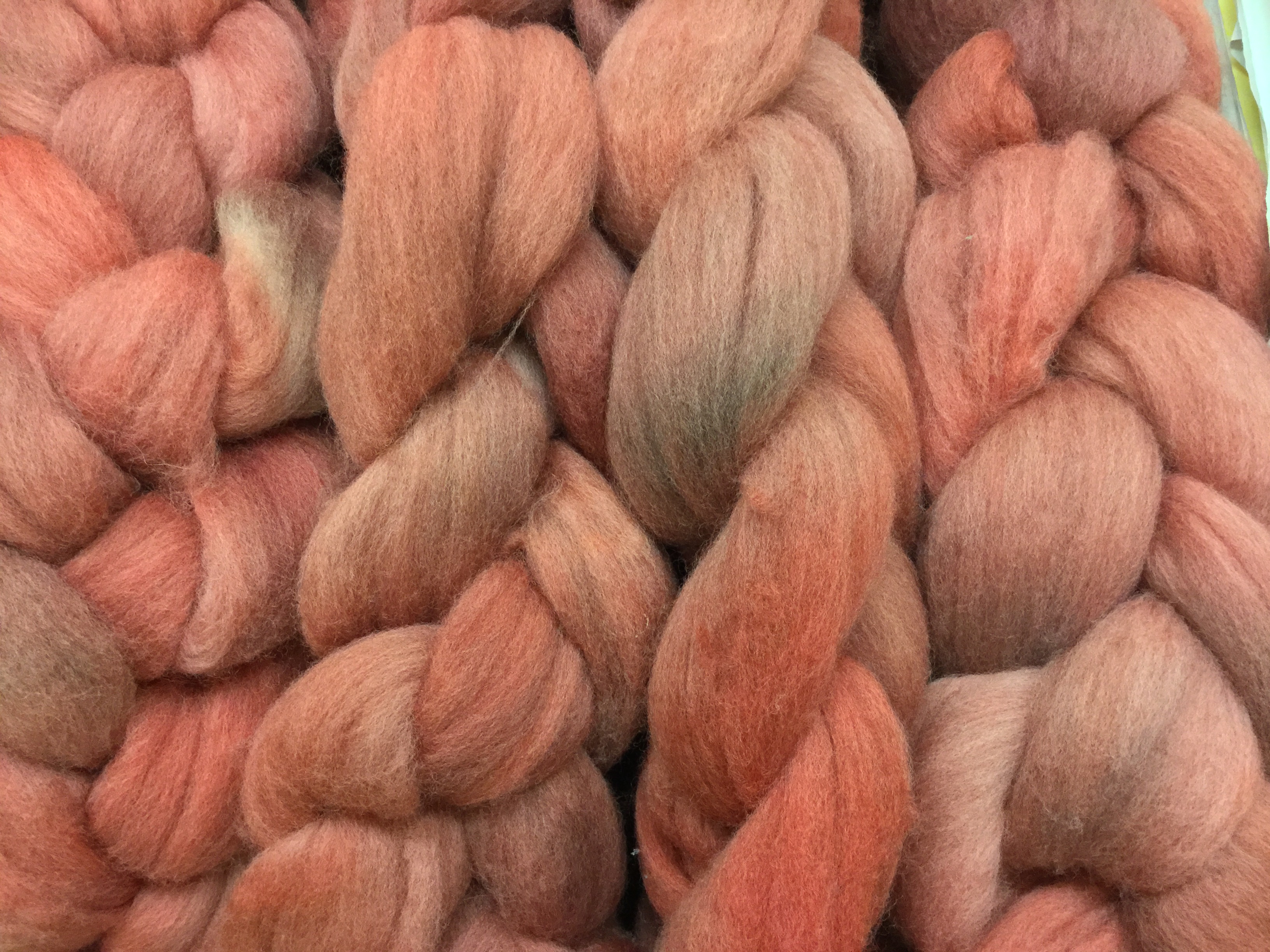 21 Micron Super Fine Merino Combed Top - 4 oz (115 g) Rose